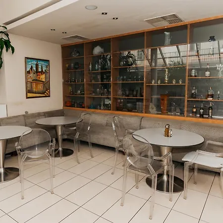 Ah Charlotte Center Apartmán *