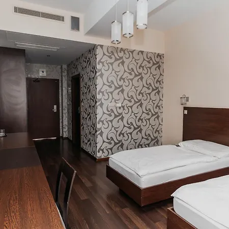 Ah Charlotte Center * コシツェ